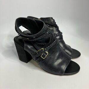 Isola navy blue leather sandals block heel peep toe boho women’s size 8.5